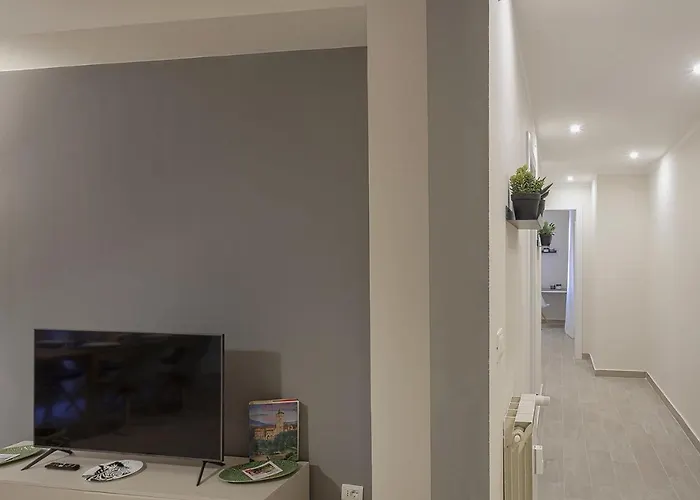 Carignano Design By Wonderful Italy * Cenova